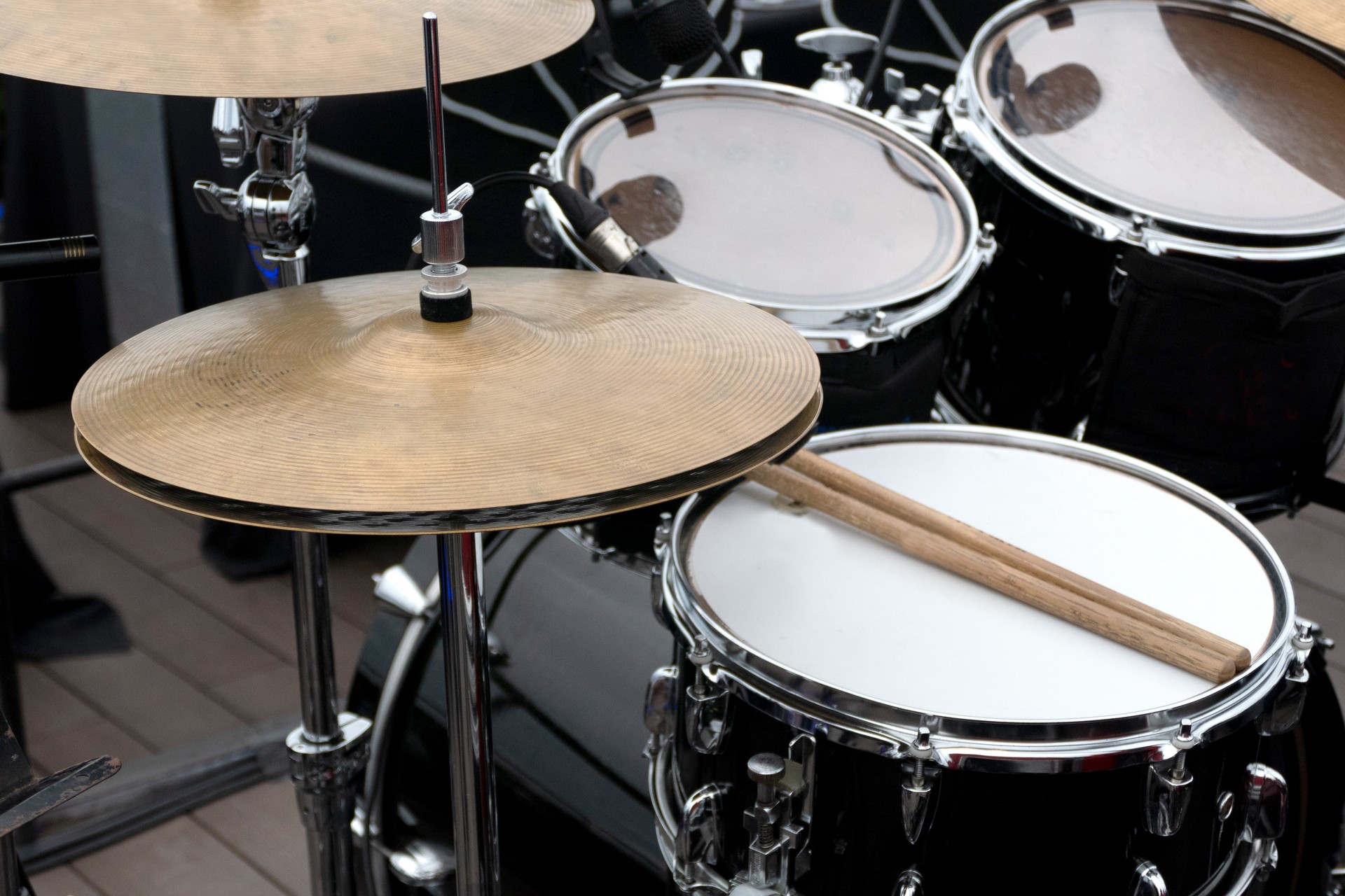 Drum with drumsticks music instrument on the stage